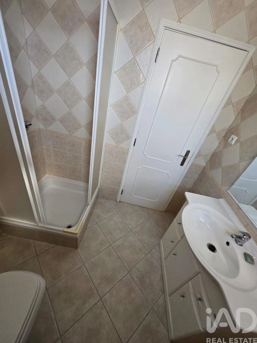 Apartamento T3 para Venda em São Brás de Alportel Foto 13
