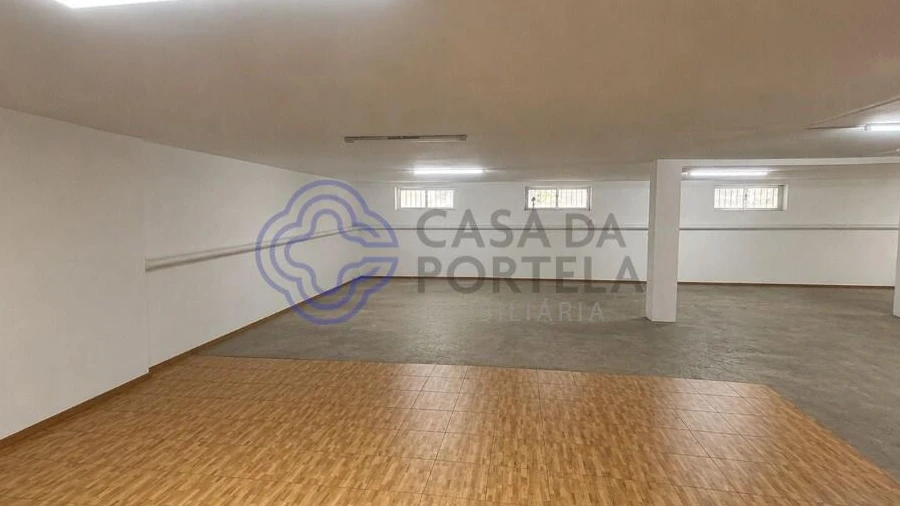 Garagem para Venda em Ermesinde