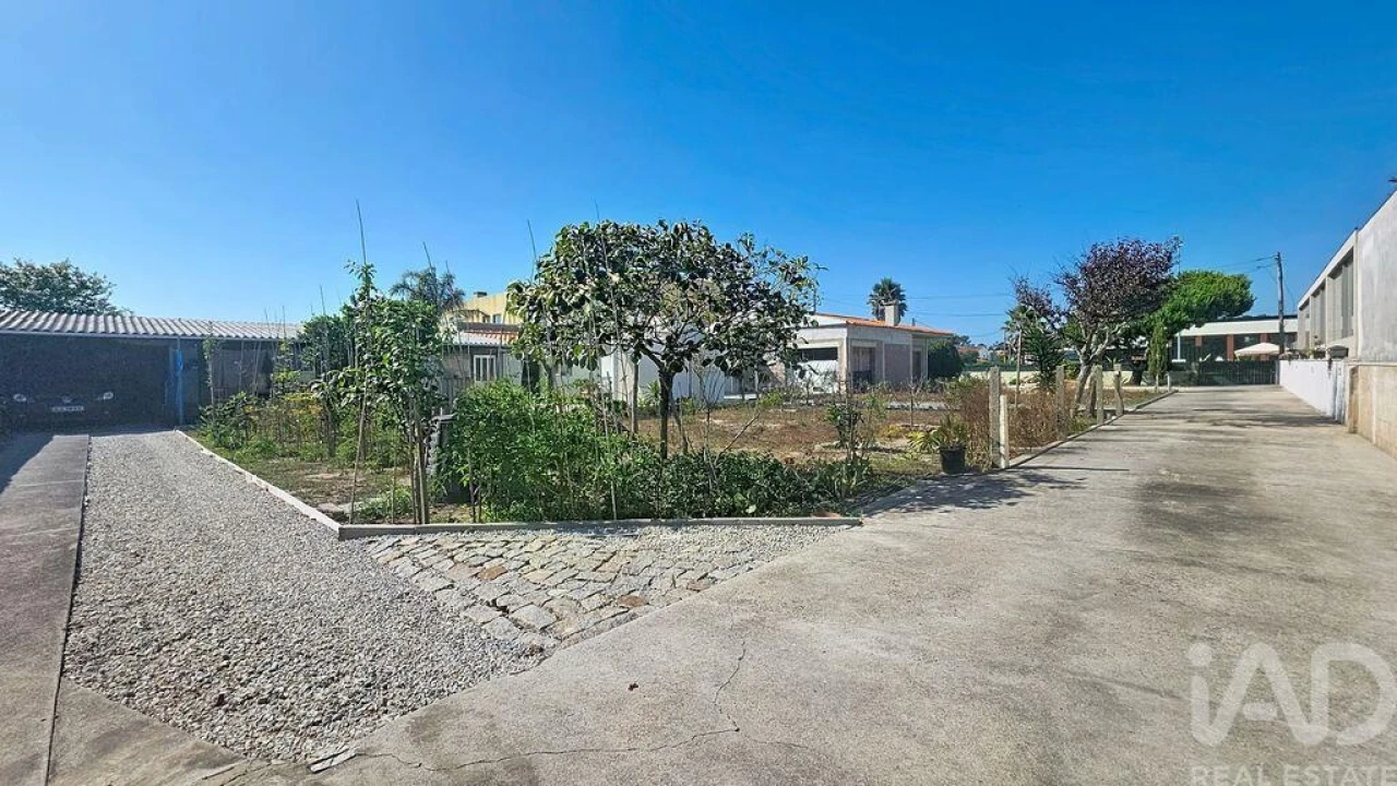 Moradia T3 para Venda em Ovar, São João, Arada e São Vicente de Pereira Jusã Foto 2