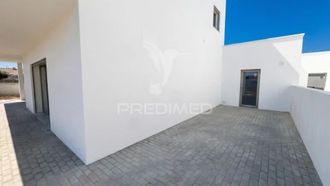 Moradia T4 para Venda em Batalha