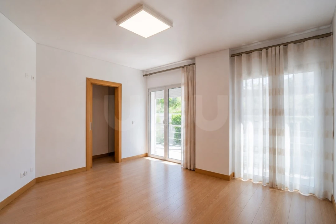 Apartamento T4 para Venda em Nossa Senhora do Pópulo, Coto e São Gregório Foto 23