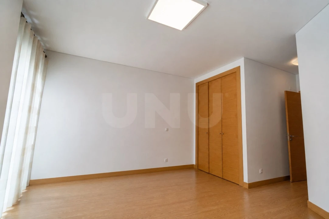 Apartamento T4 para Venda em Nossa Senhora do Pópulo, Coto e São Gregório Foto 25