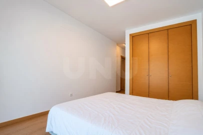 Apartamento T4 para Venda em Nossa Senhora do Pópulo, Coto e São Gregório