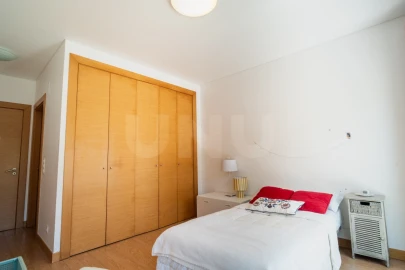 Apartamento T4 para Venda em Nossa Senhora do Pópulo, Coto e São Gregório