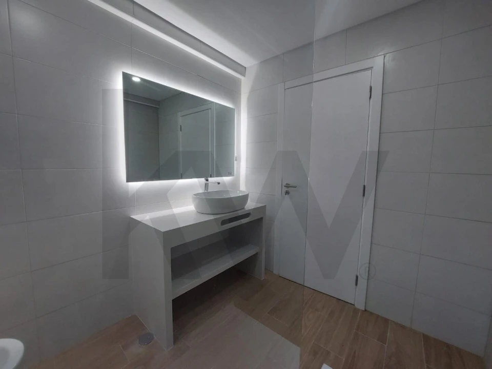 Apartamento T2 para Venda em Ericeira Foto 13