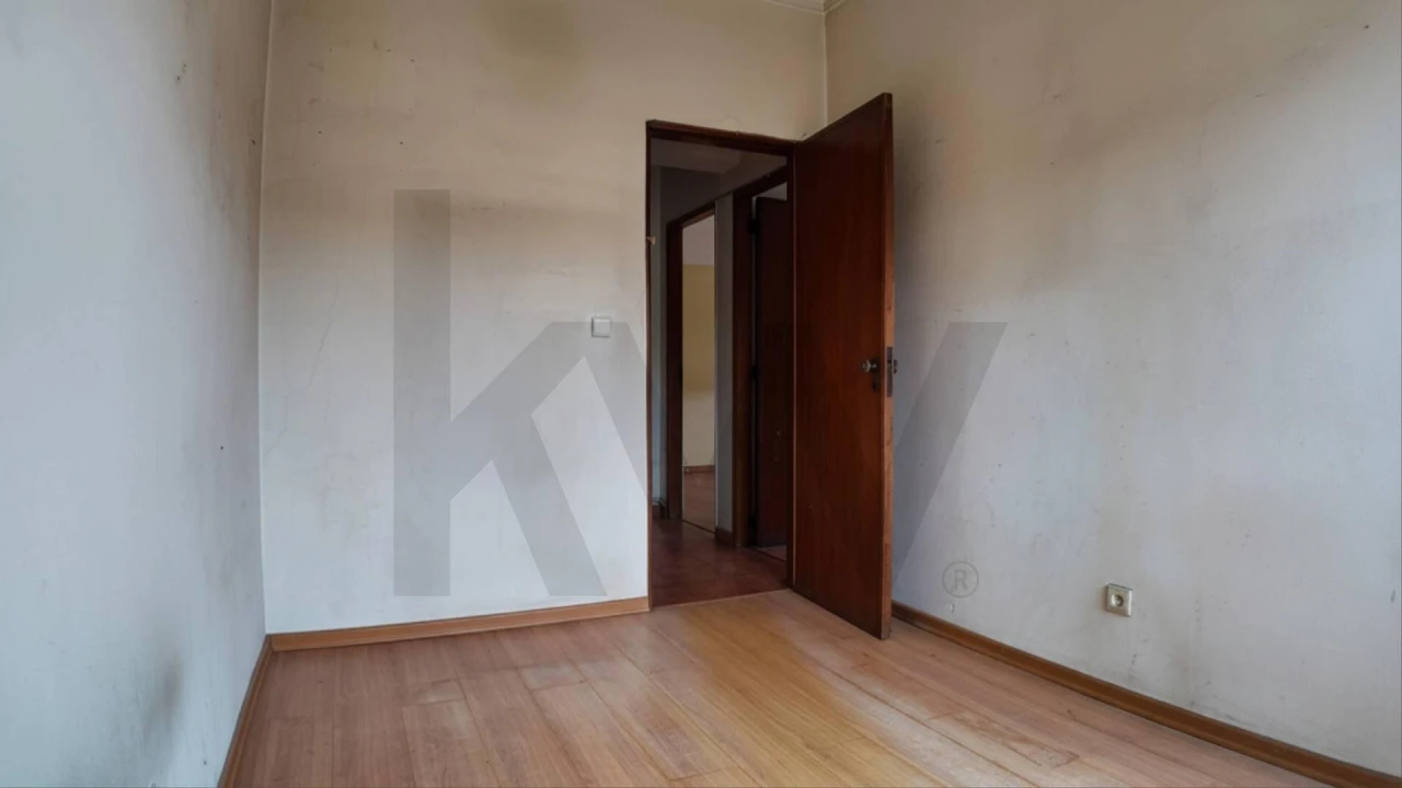 Apartamento T3 para Venda em Póvoa de Santo Adrião e Olival Basto Foto 11
