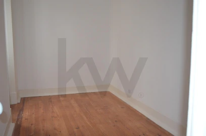 Apartamento T5 para Arrendamento em Avenidas Novas