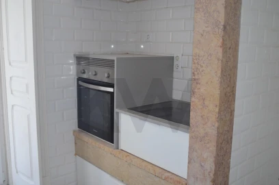 Apartamento T5 para Arrendamento em Avenidas Novas