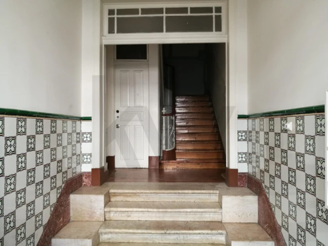 Apartamento T5 para Arrendamento em Avenidas Novas Foto 3