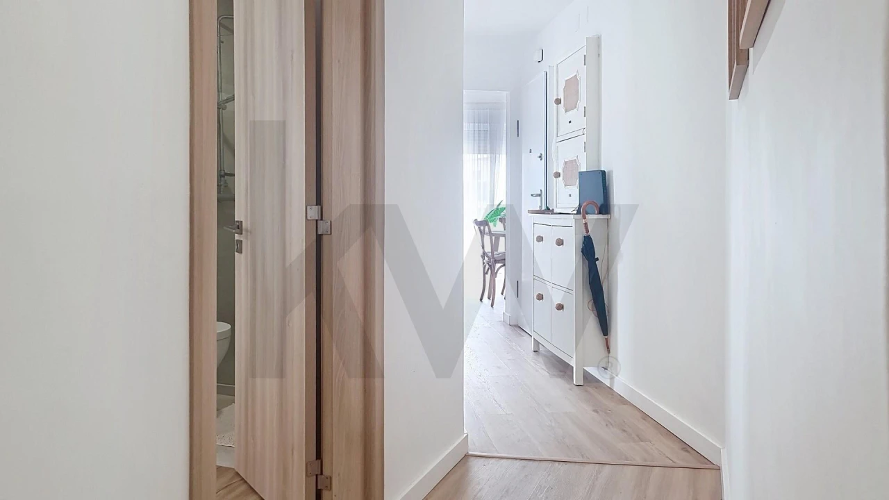 Apartamento T3 para Venda em Carcavelos e Parede Foto 10