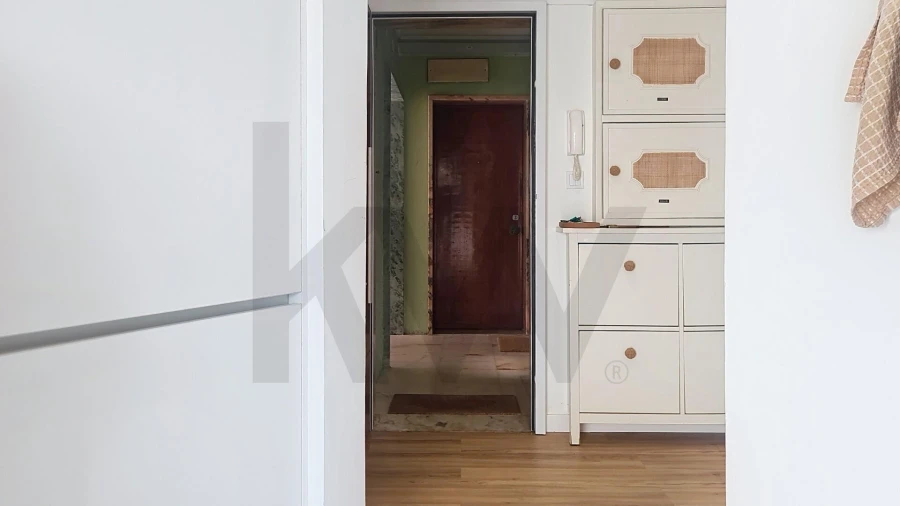 Apartamento T3 para Venda em Carcavelos e Parede Foto 11