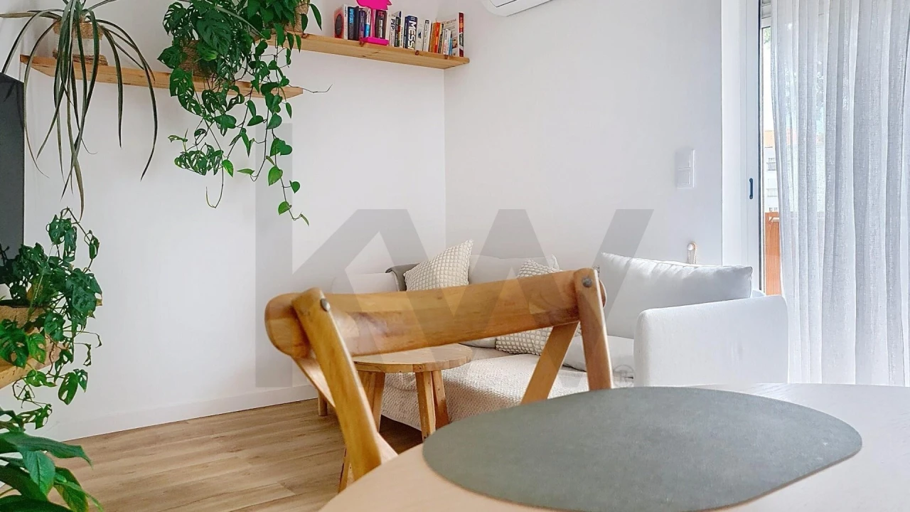 Apartamento T3 para Venda em Carcavelos e Parede Foto 7