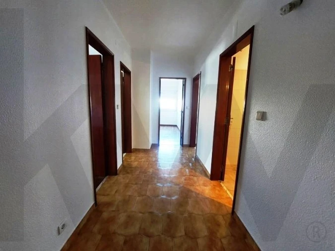 Apartamento T2 para Arrendamento em Mafra Foto 4
