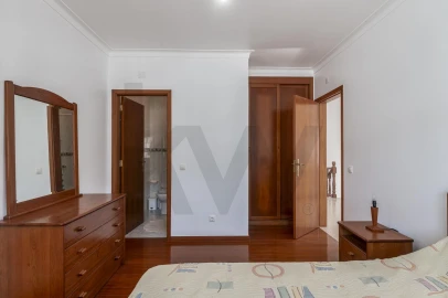 Moradia T5 para Venda em Tornada e Salir do Porto