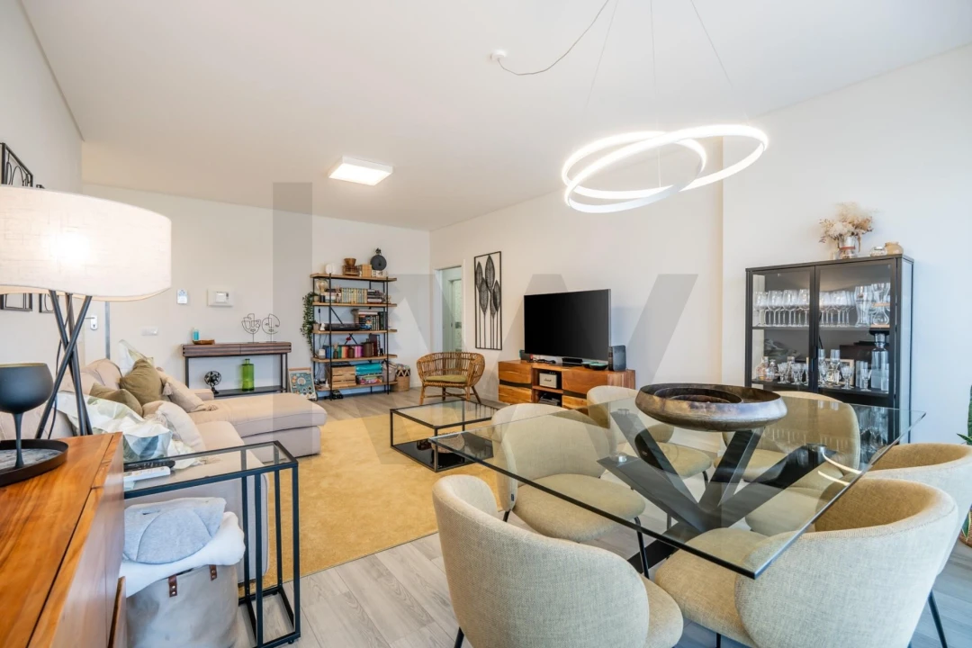 Apartamento T3 para Venda em Portimão Foto 3