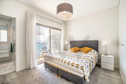 Apartamento T3 para Venda em Portimão