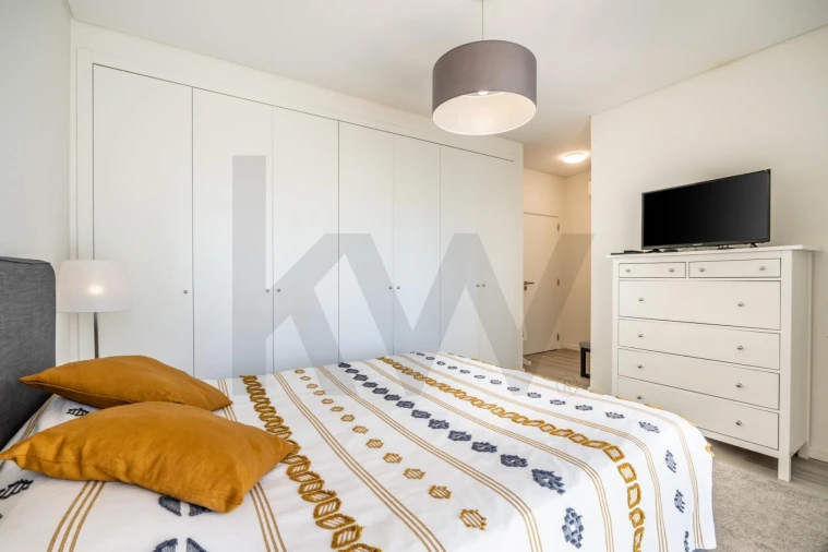 Apartamento T3 para Venda em Portimão Foto 16
