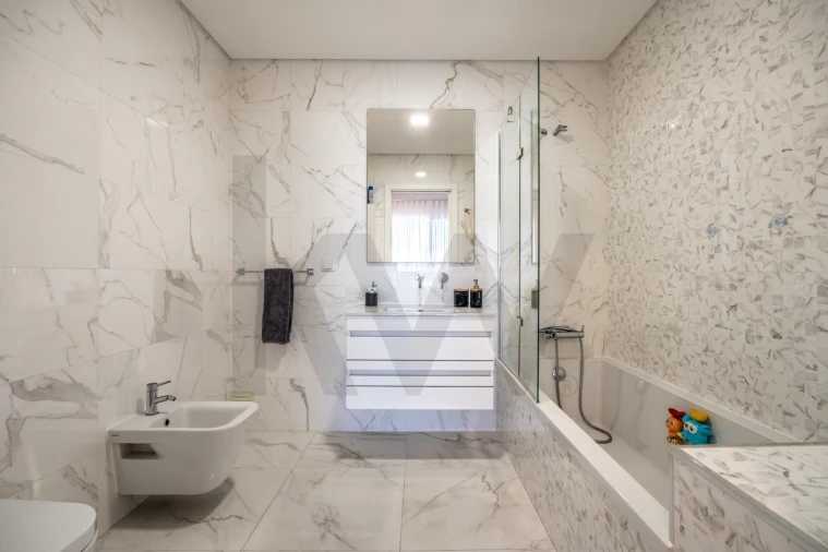 Apartamento T3 para Venda em Portimão Foto 24