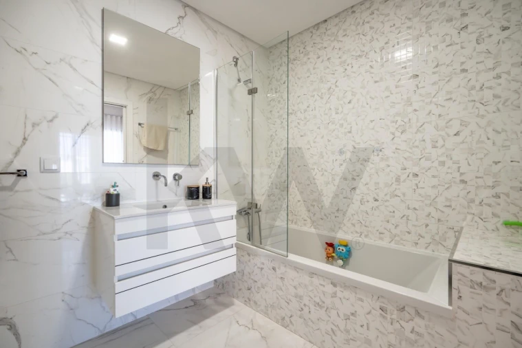 Apartamento T3 para Venda em Portimão Foto 25