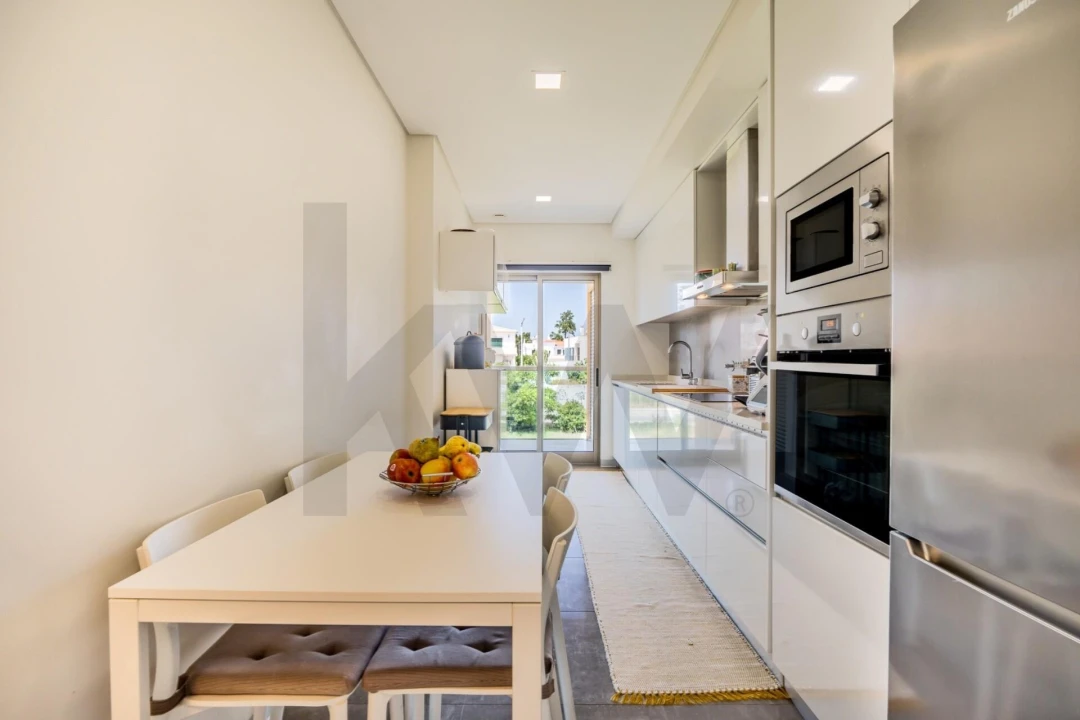 Apartamento T3 para Venda em Portimão Foto 12