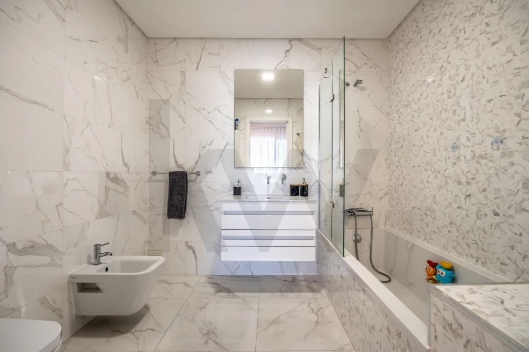 Apartamento T3 para Venda em Portimão Foto 24