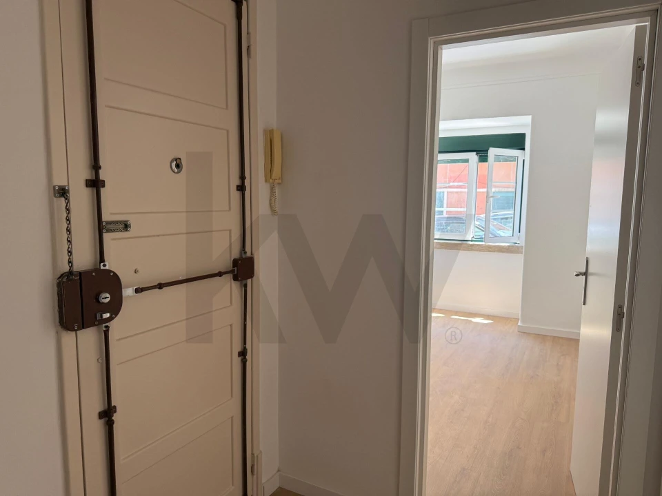 Apartamento T2 para Arrendamento em Penha de França Foto 22