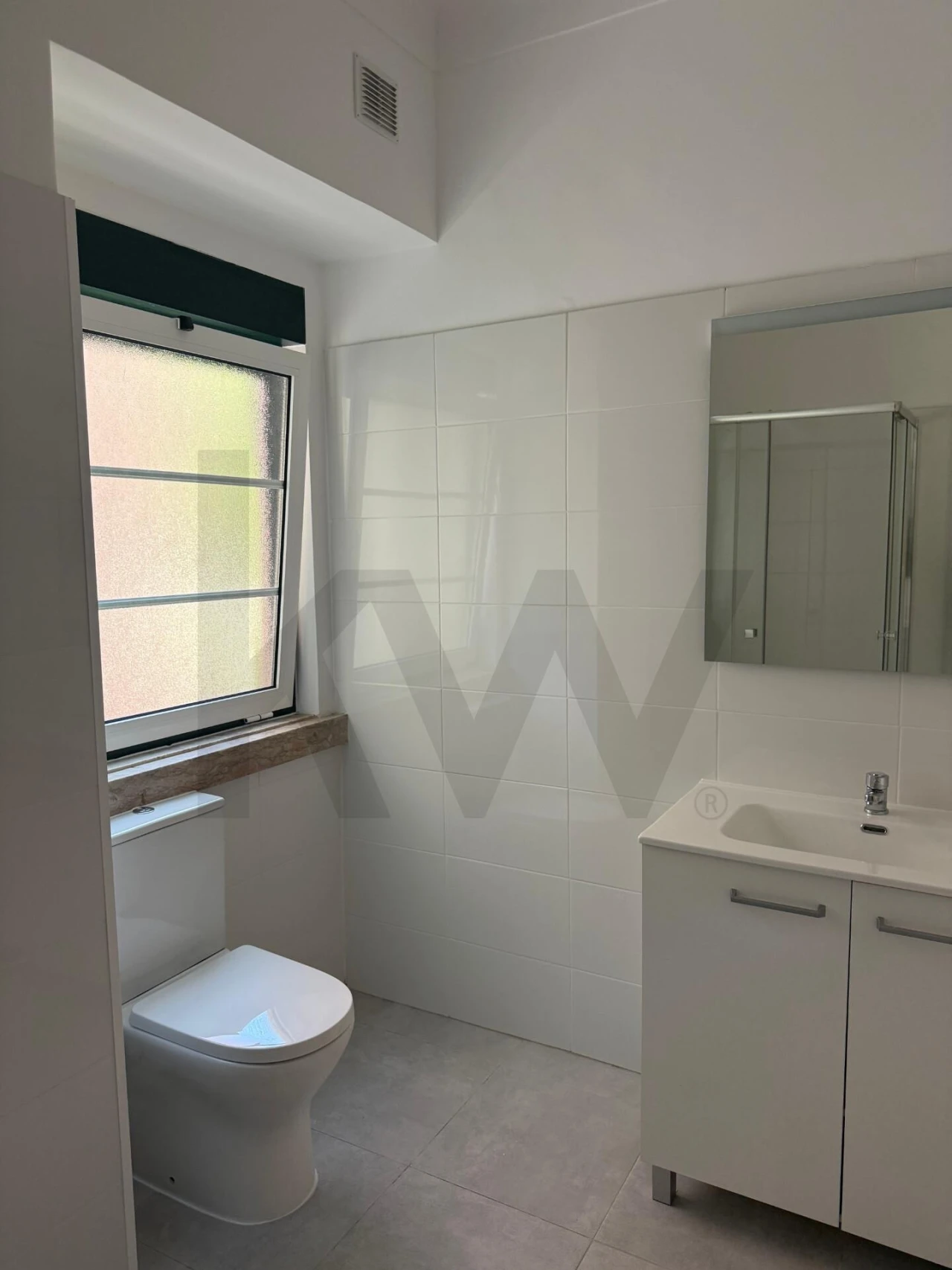 Apartamento T2 para Arrendamento em Penha de França Foto 13