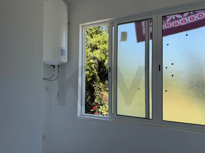 Apartamento T2 para Arrendamento em Penha de França Foto 6