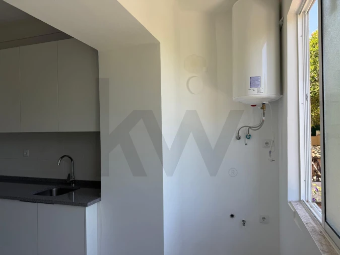 Apartamento T2 para Arrendamento em Penha de França Foto 3