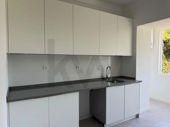 Apartamento T2 para Arrendamento em Penha de França Foto 9