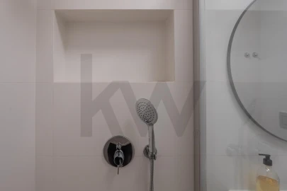 Apartamento T2 para Arrendamento em Alcantara