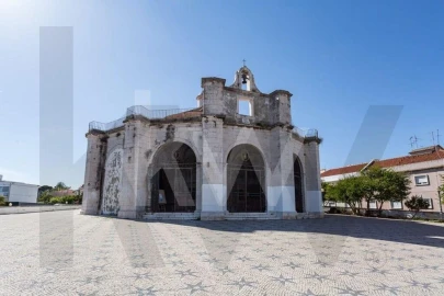 Apartamento T2 para Arrendamento em Alcantara