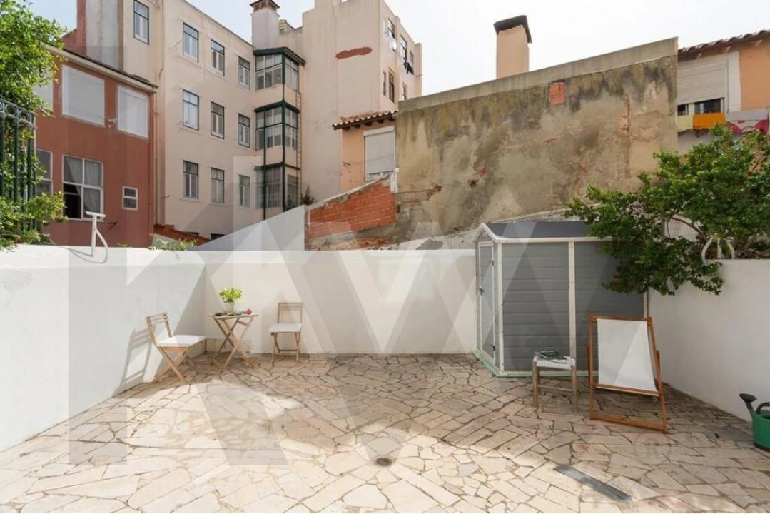 Apartamento T2 para Arrendamento em Alcantara Foto 8