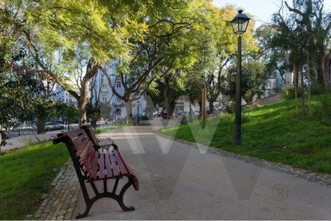 Apartamento T2 para Arrendamento em Alcantara Foto 31
