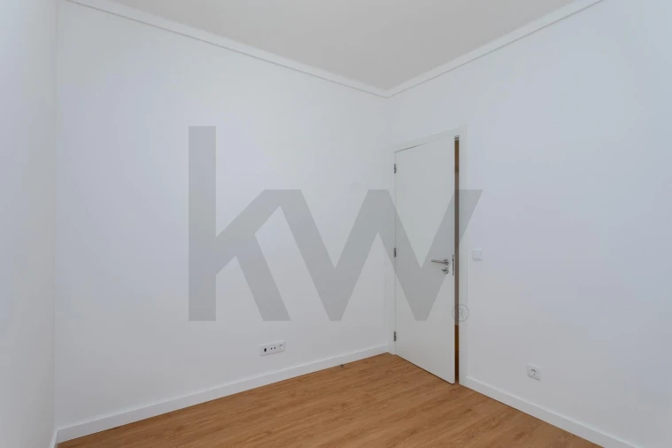 Apartamento T2 para Arrendamento em Alcantara Foto 26