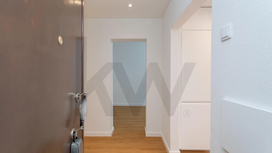 Apartamento T2 para Arrendamento em Alcantara