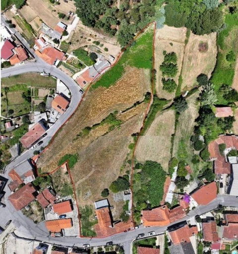 Moradia T3 para Venda em Foz do Sousa e Covelo