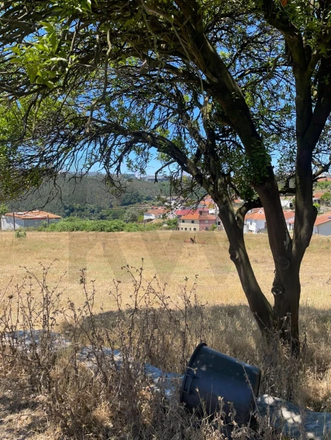 Moradia T3 para Venda em Foz do Sousa e Covelo