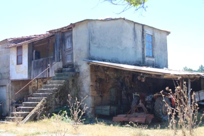Moradia T3 para Venda em Foz do Sousa e Covelo