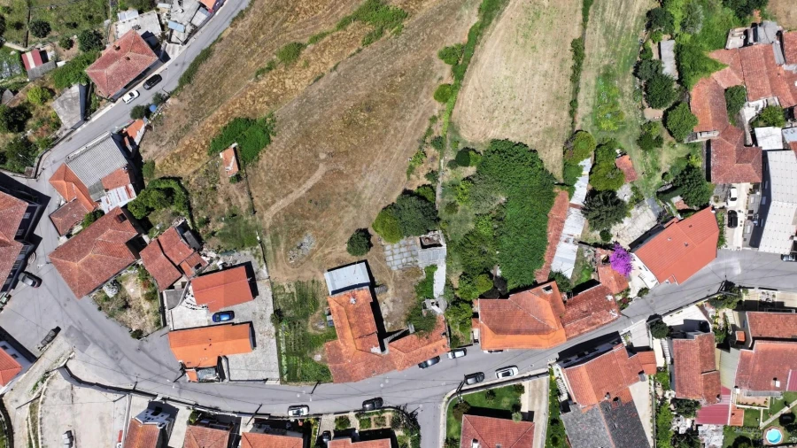 Moradia T3 para Venda em Foz do Sousa e Covelo Foto 4