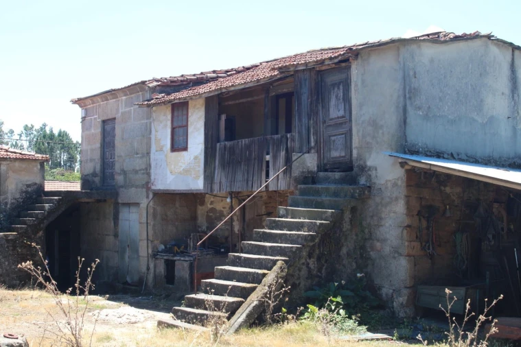 Moradia T3 para Venda em Foz do Sousa e Covelo Foto 13