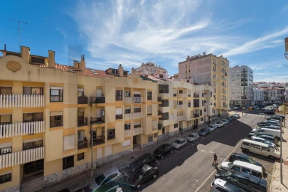 Apartamento T2 para Venda em Algueirão-Mem Martins