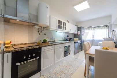 Apartamento T2 para Venda em Algueirão-Mem Martins
