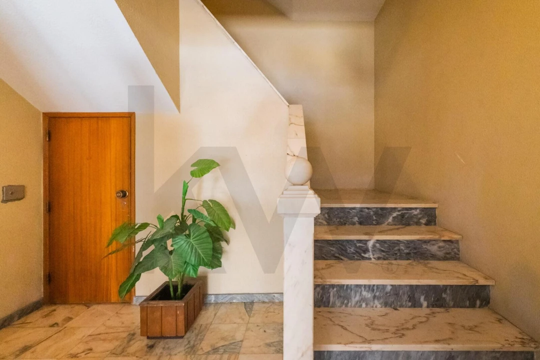 Apartamento T2 para Venda em Algueirão-Mem Martins Foto 27
