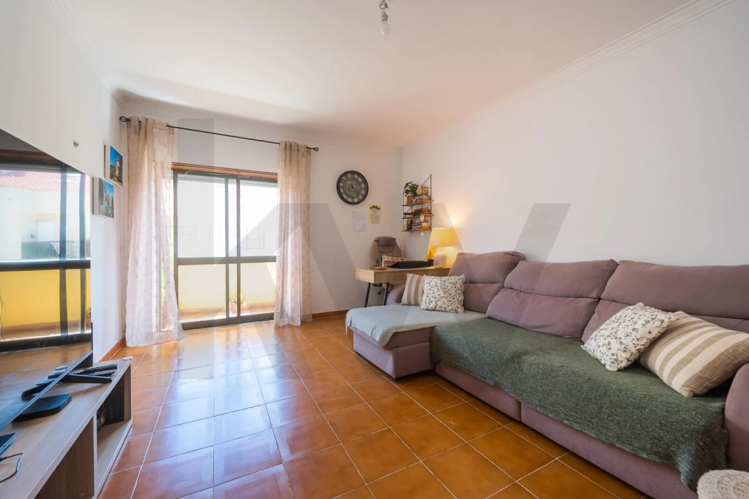 Apartamento T2 para Venda em Algueirão-Mem Martins Foto 10