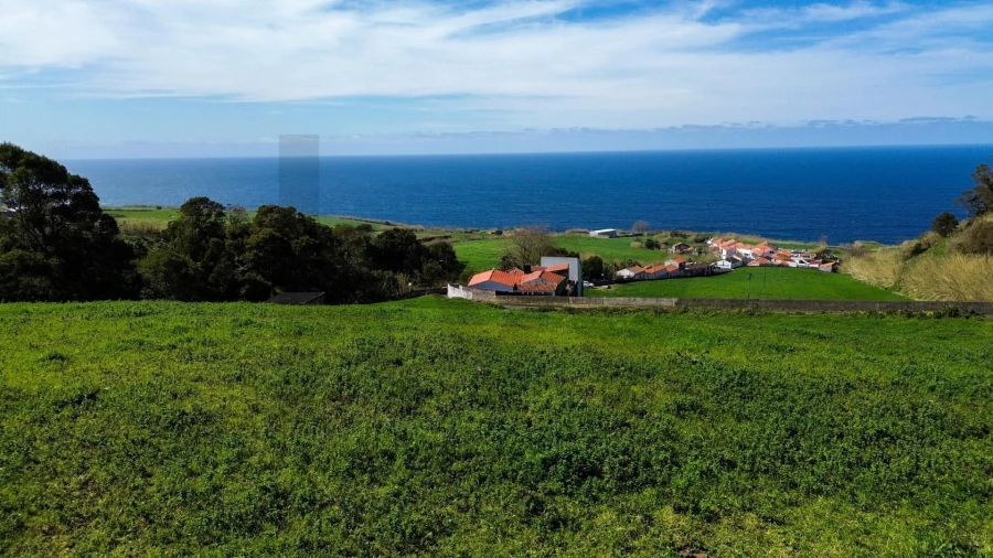 Terreno para Venda em Lomba da Maia Foto 5