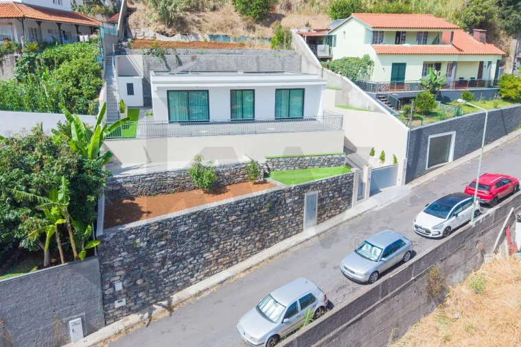 Moradia T2 para Venda em Santo Antonio Foto 23