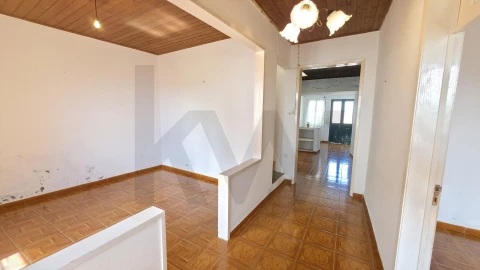 Moradia T3 para Venda em Achadinha