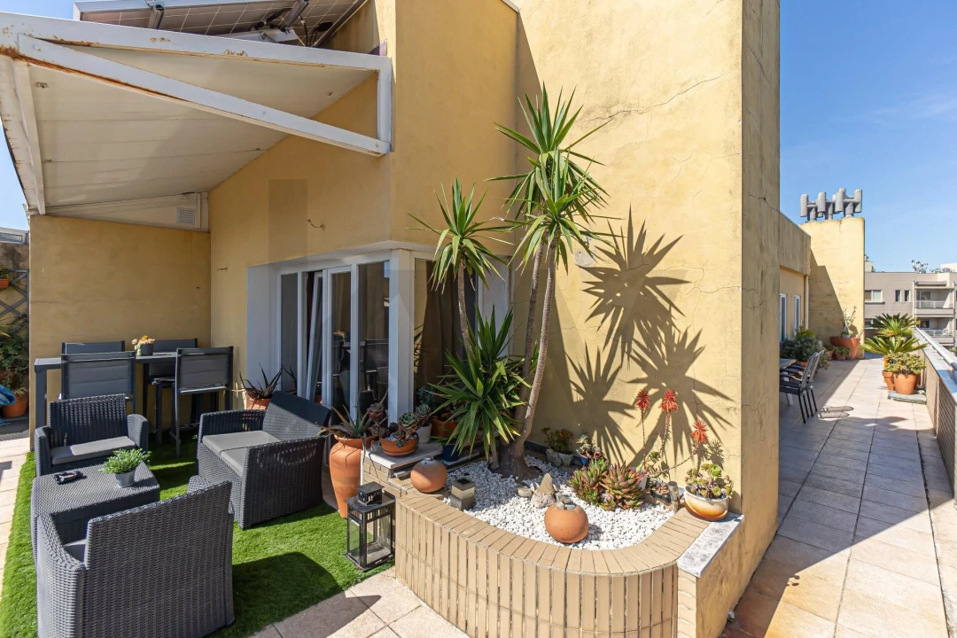 Apartamento T3 para Venda em Mafamude e Vilar do Paraíso Foto 26
