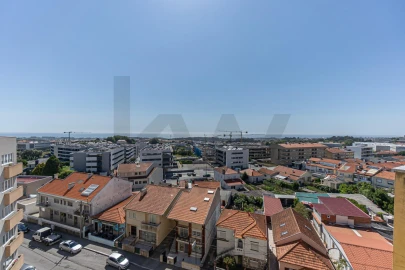 Apartamento T3 para Venda em Mafamude e Vilar do Paraíso
